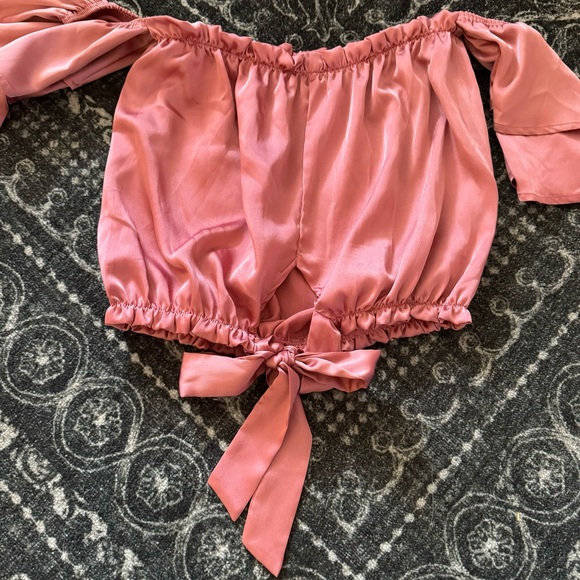 Pink top - Picture 4 of 4